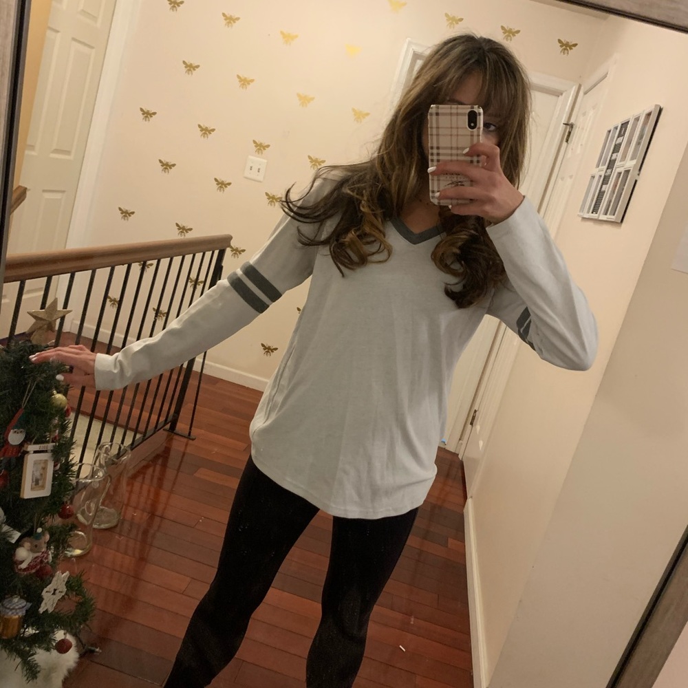 Lauren James White Long Sleeve V-Neck